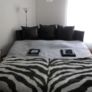 https://rio-de-mouro-quartos.hotels-lisbon-portugal.com