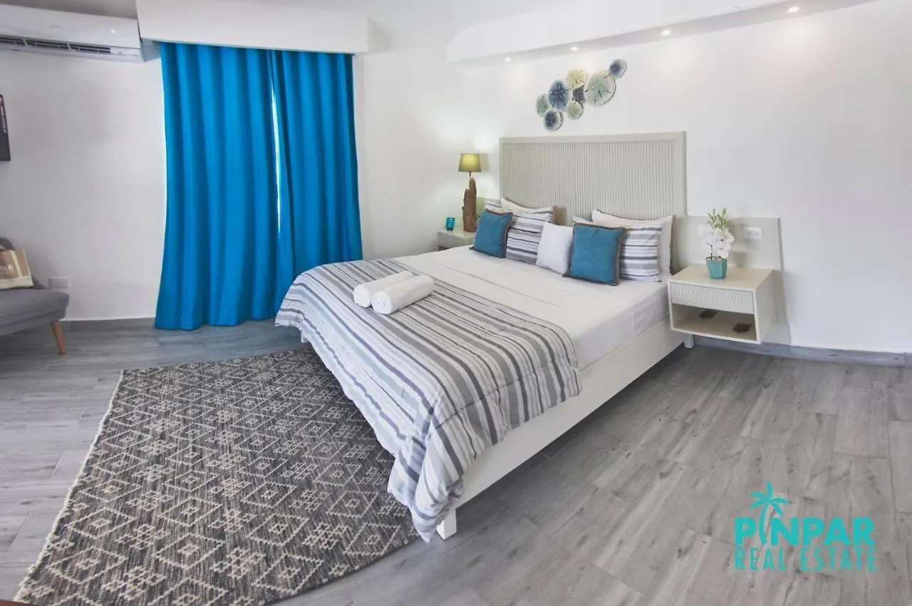 Villa Blanca Beach Club بونتا كانا فندق