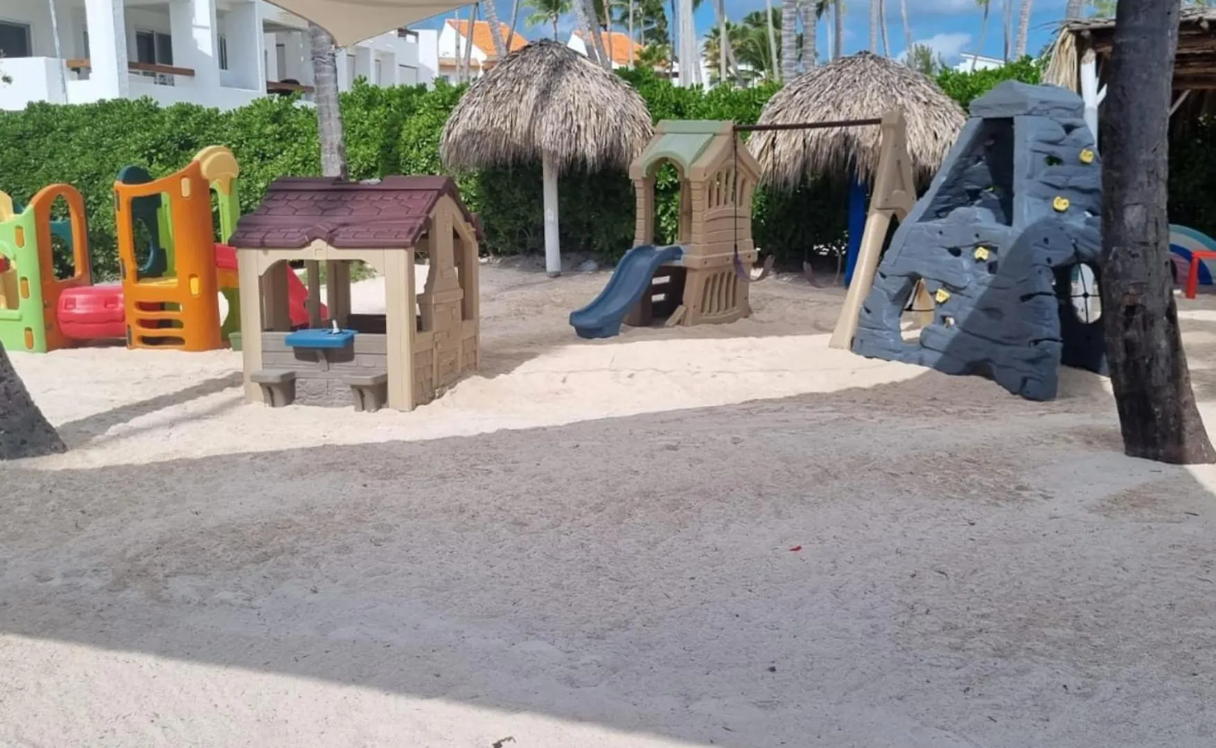 Villa Blanca Beach Club بونتا كانا فندق